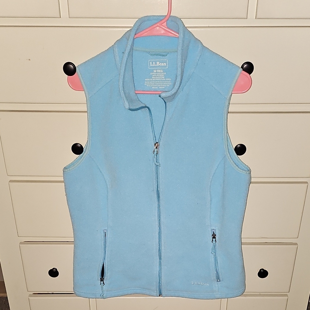 L.L. Bean Sky Blue Fleece Vest 💓 4/$25